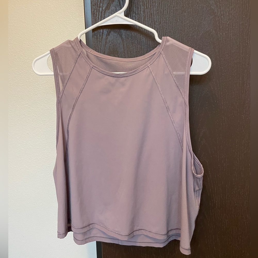 LULULEMON TANK. Light purple women’s size 6.